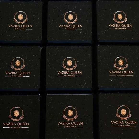 VQ Rhinestones Ladybug Brooch - Picture 7 of 7